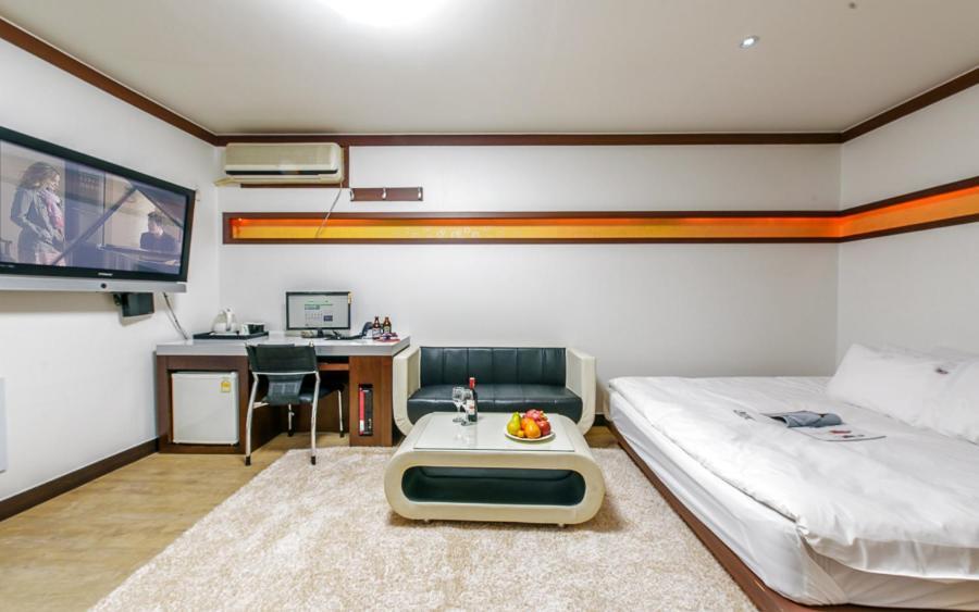 Mk Hotel Yeosu Exterior photo